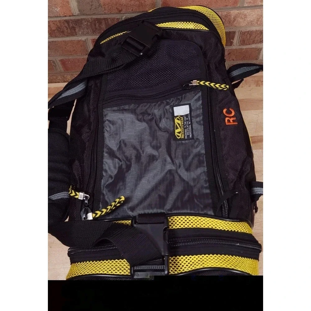 Mechanix Wear Black Duffle Bag Large  Travel Gear 26 X 12 Inch